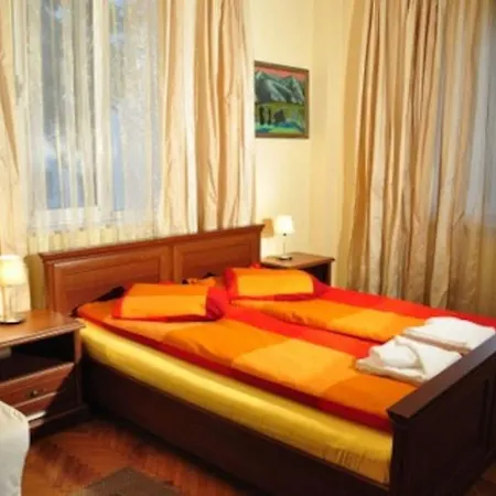 아파트 Alegra In Downtown