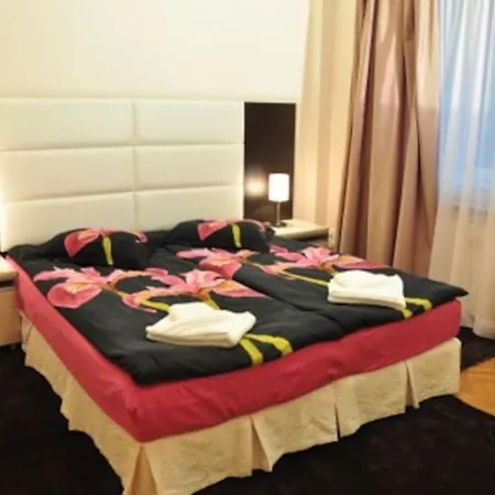 Апартаменты Alegra In Downtown *